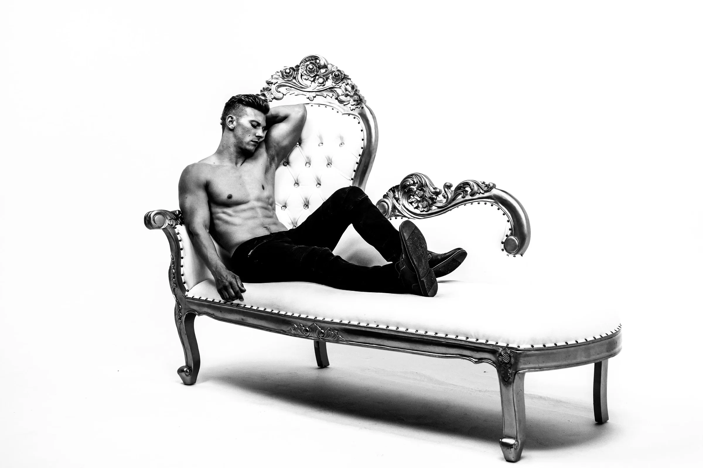 Aron Mercer
